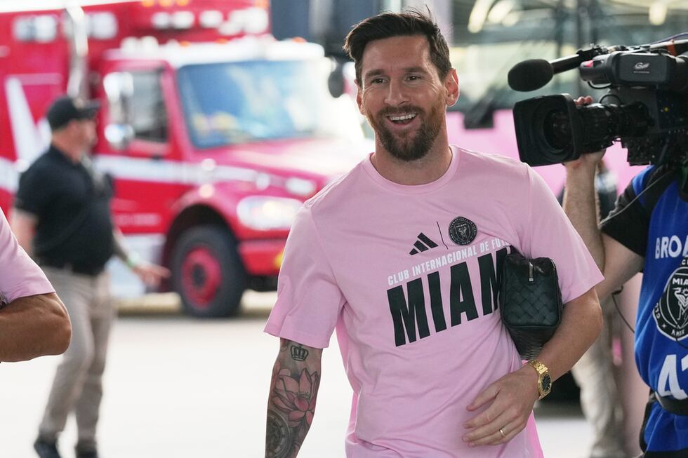 Lionel Messi de Inter Miami llega al estadio para el partido de la MLS contra Atlanta United,...