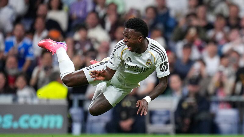 Vinicius Junior del Real Madrid durante el partido contra Benfica en los repechajes de la Liga...